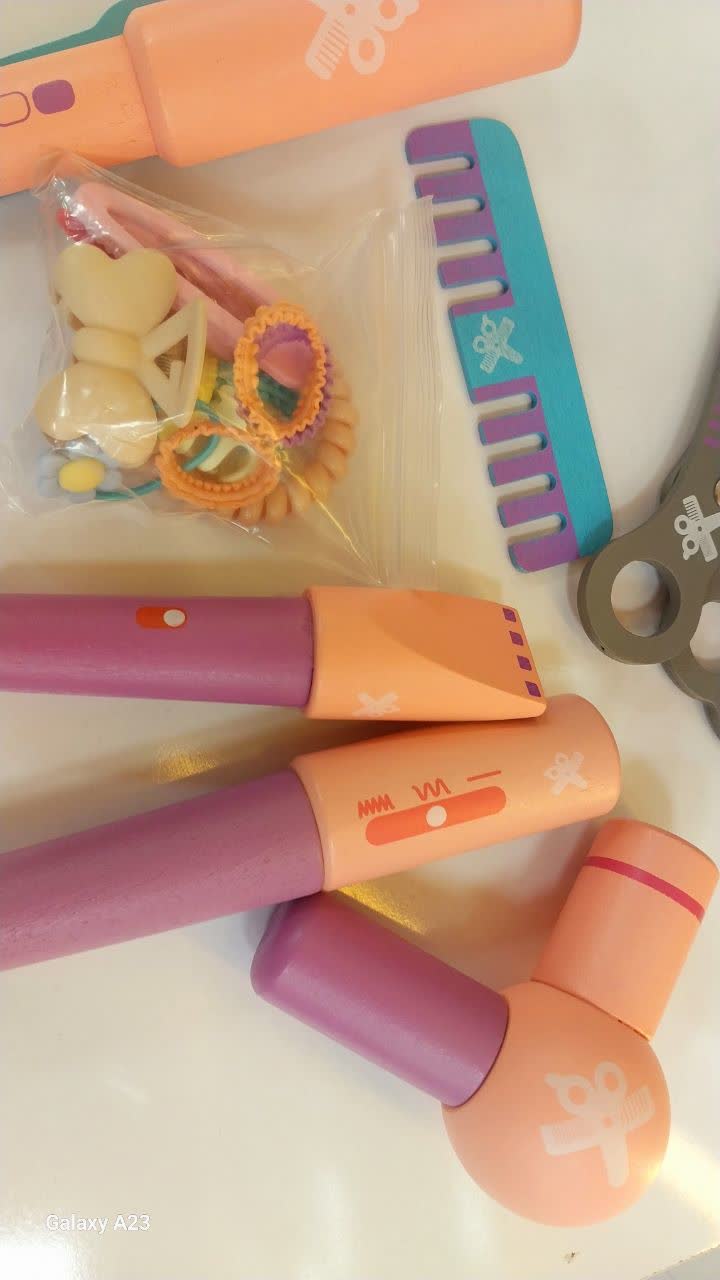 جعبه وسایل آرایشگاه-آیتم:R-138